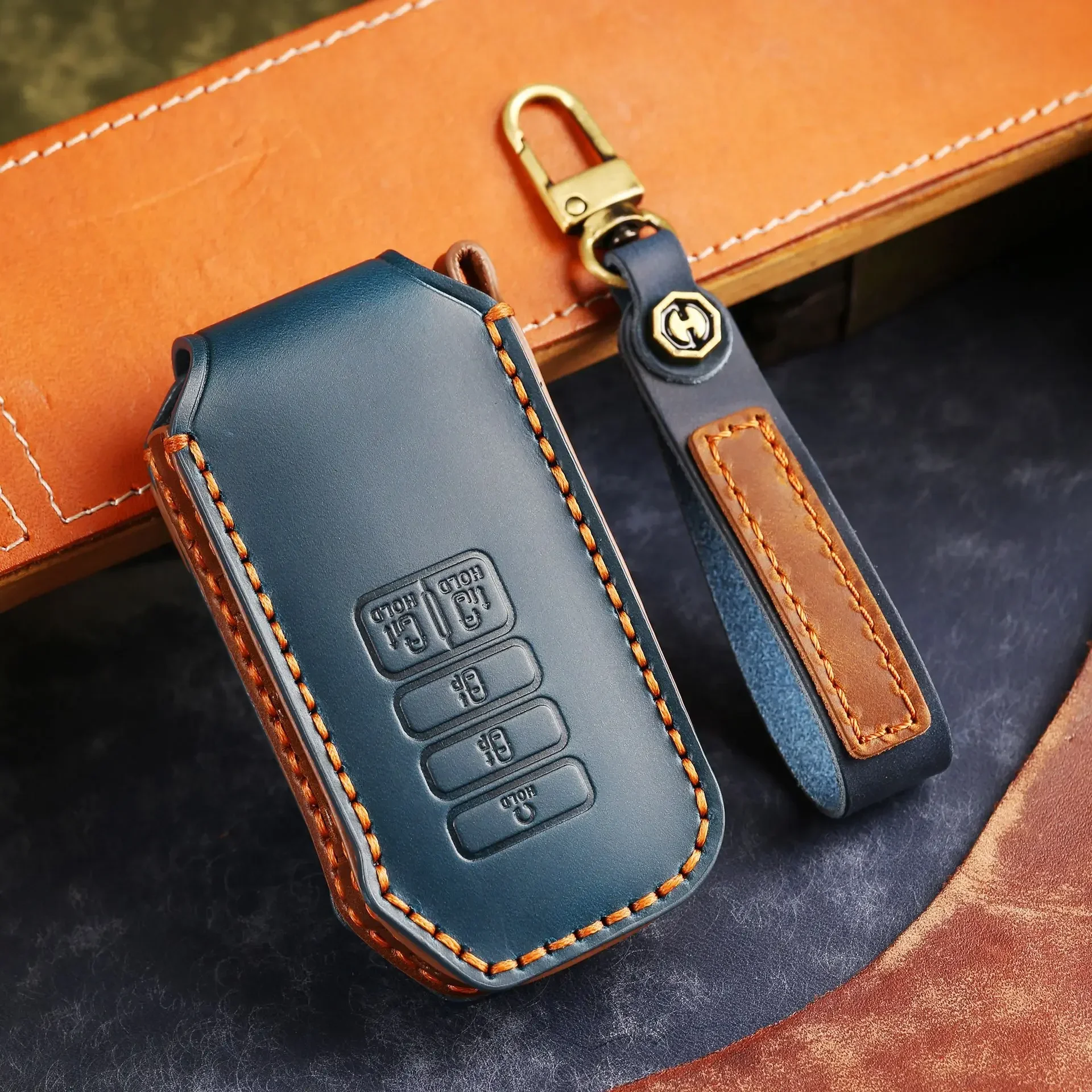 

Leather Car Key Case Cover Holder Keychain Shell for Kia EV6 Seltos K5 Sorento MQ4 5 Button Remote Key Fob Holder