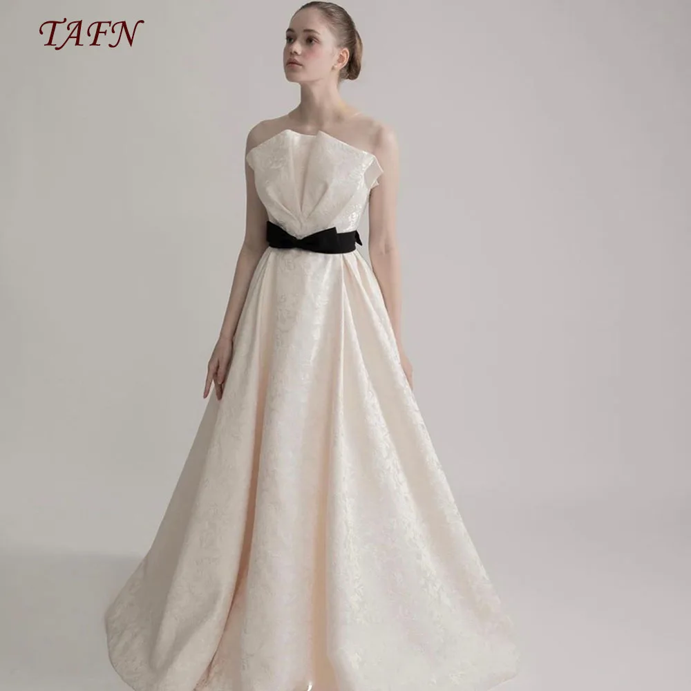 TAFN Korea Reception Dresses Strapless Simple Floor-Length Wedding Shooting Dresses Sleeveless Satin Elegant Bridal Gown