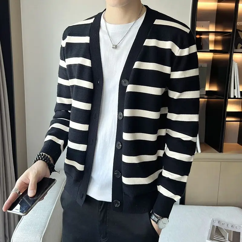 

Stripe Cardigan Men's Korea Fashion Luxury Brand Long Sleeve Four Bar Sweatshirt Casual Cotton Knitted Sweater Jacket C49