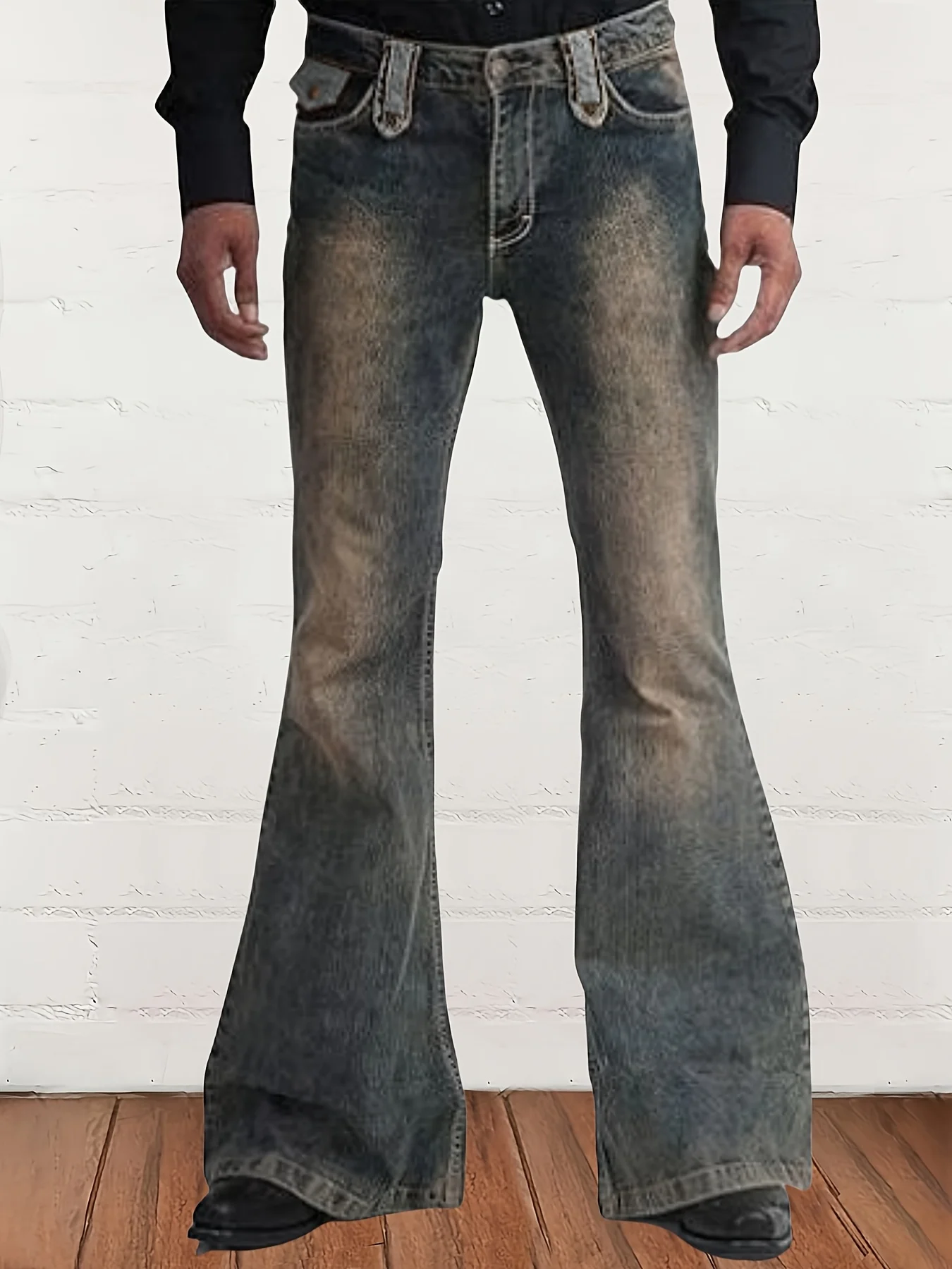 

Men's vintage washed jeans, stylish and casual.