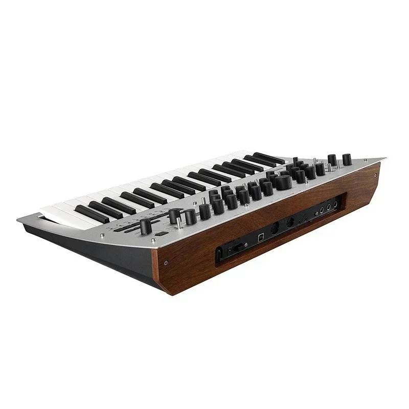 Quad Polyphonic Analog Synthesizer 16 Step Sequencer, Programmable, Keyboard