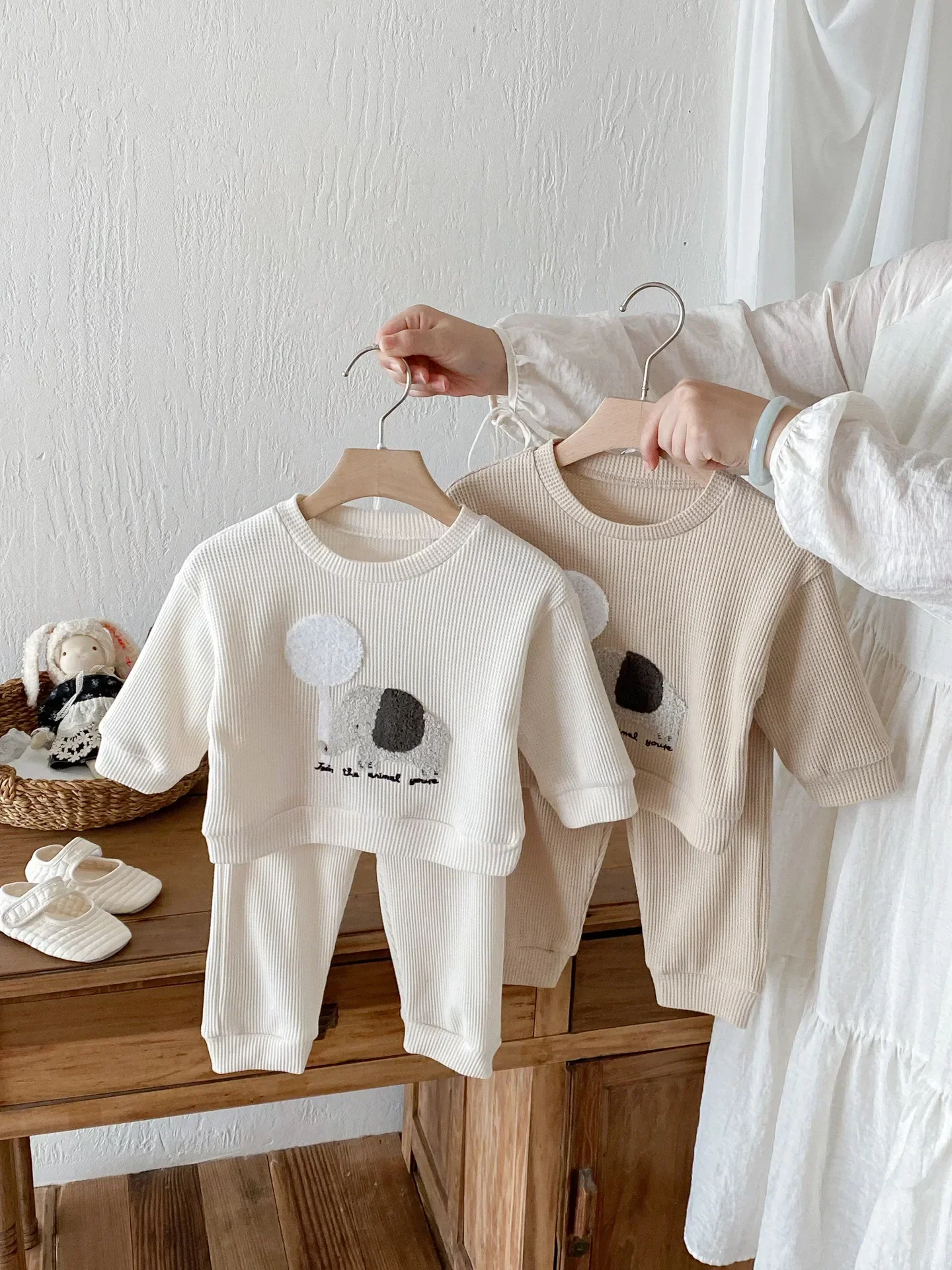 

0-4Y Baby Boy Cotton Waffle Knit 2Pcs Set Toddler Girls Clothes Elephant Applique Top and Striped Pants Soft Casual Daily Outfit