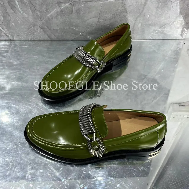 Fashion Green Men\'s Shoes Round Toe Metal Buckle Design New Full Dress Men Shoes Retro Stylish Slip-on Spring Summer Loafers