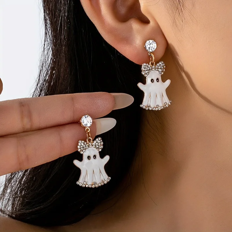 New Halloween cute cartoon ghost shape earrings ghost fashion design sense niche simple earrings