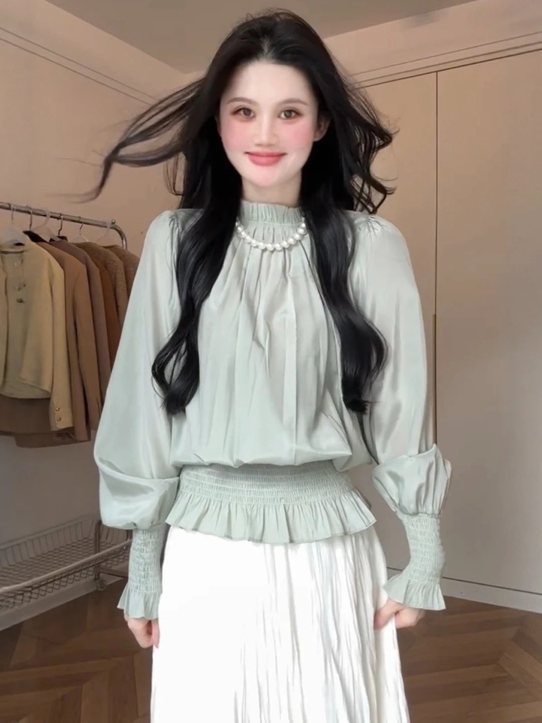 

Мятно-зеленая атласная блузка с рукавами-фонариками, женская весенняя рубашка с присборенной талией, элегантный свободный топ во французском стиле