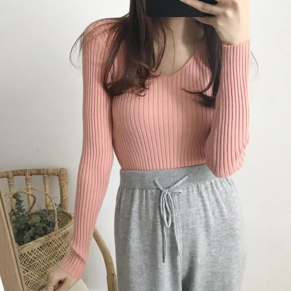 

Non-fading Women Sweater Elegant V-neck Long Sleeve Sweater for Women Slim Fit Pullover Knitwear with Ribbed Bottom for Stylish