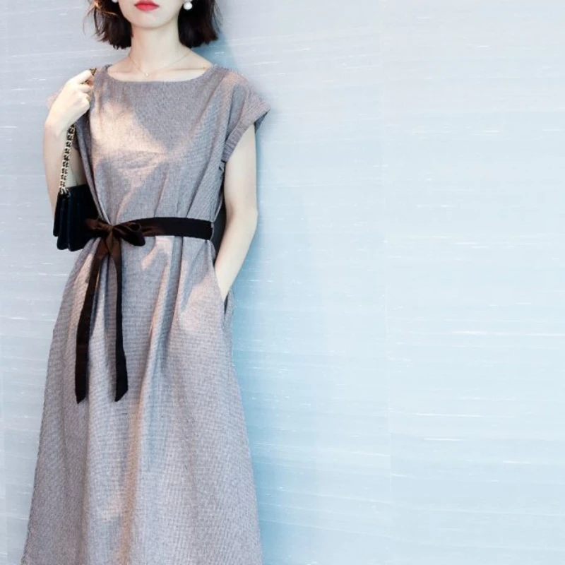 

2025 Summer Linen Cotton Round Neck Belt Slim Loose Ladies Elegant Long Dress