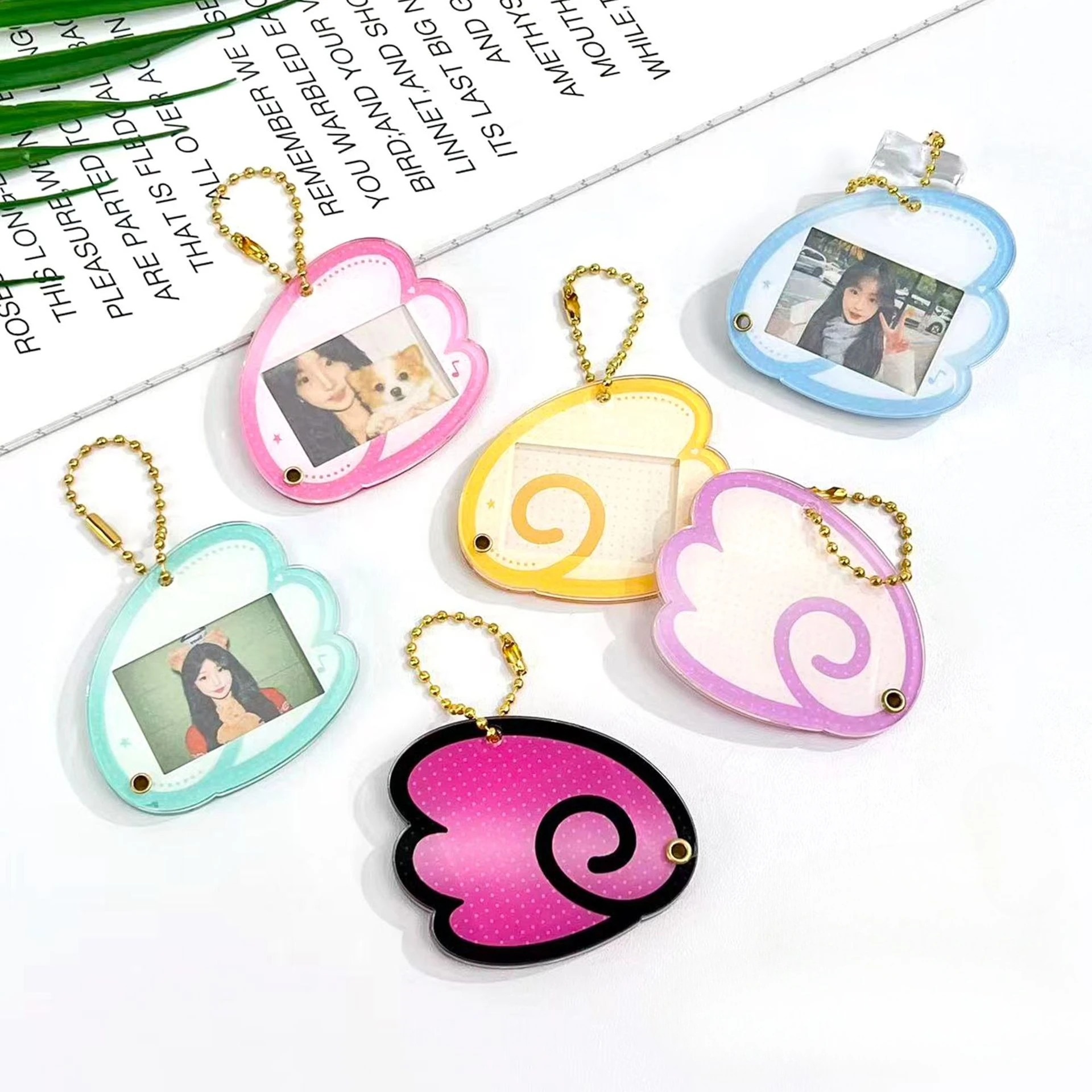

Wings 1 Inch Photo Frame Keychain Card Holder Idol Photo Acrylic Storage Photocard Pouch