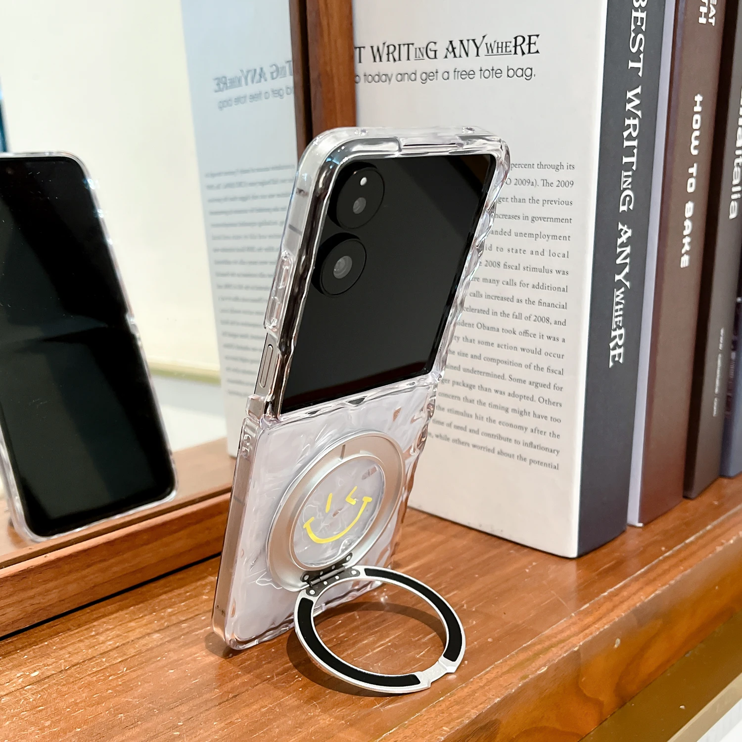 Luksusowe etui na telefon Xiaomi Mix Flip2 z efektem fal wodnych, przezroczyste, z obrotowym uchwytem i magnesem.