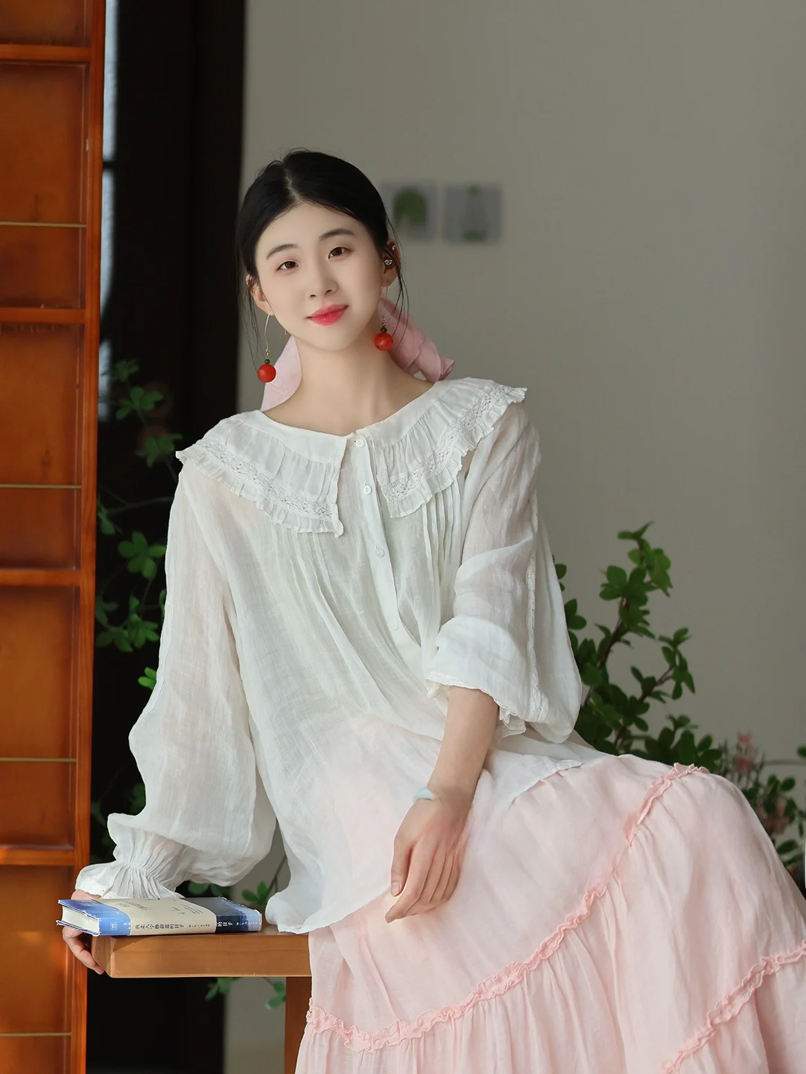 

Moadai Original Women's Long Sleeve Cotton Linen Bell Sleeve Shirt Vintage Style Loose Fit Fashionable Spring New Arrival