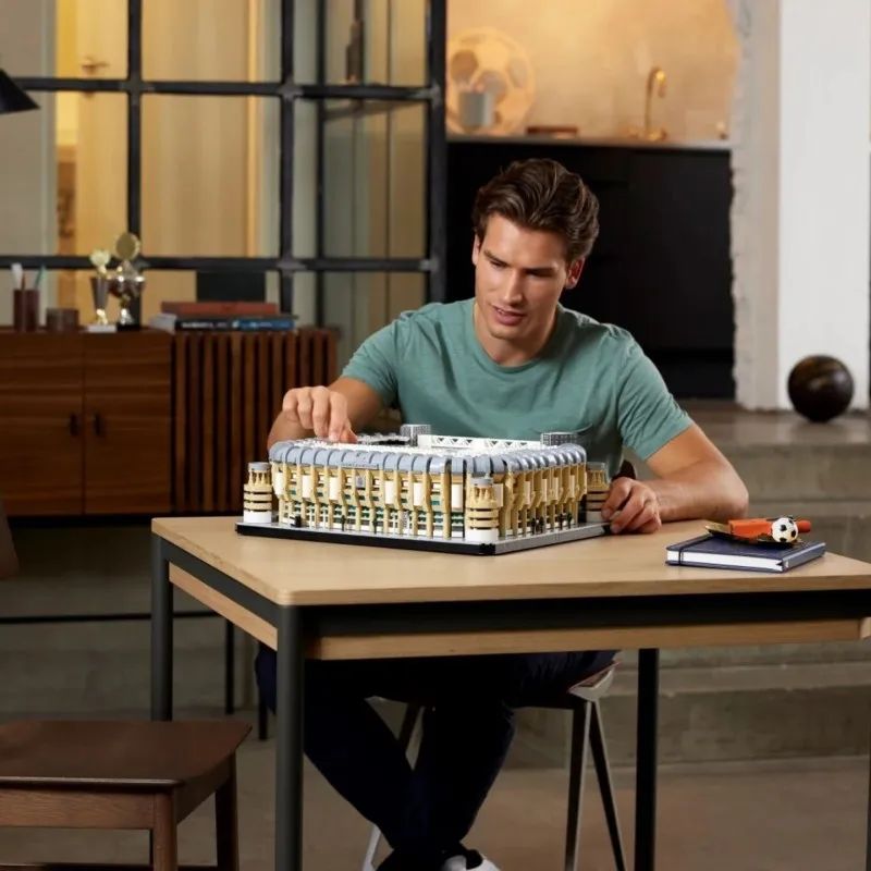 

5876Pcs Ideas Famous Santiago Bernabeu Stadium Real Madrid Moc Bricks Modular Landmark Model Building Block Kids Toy Gifts