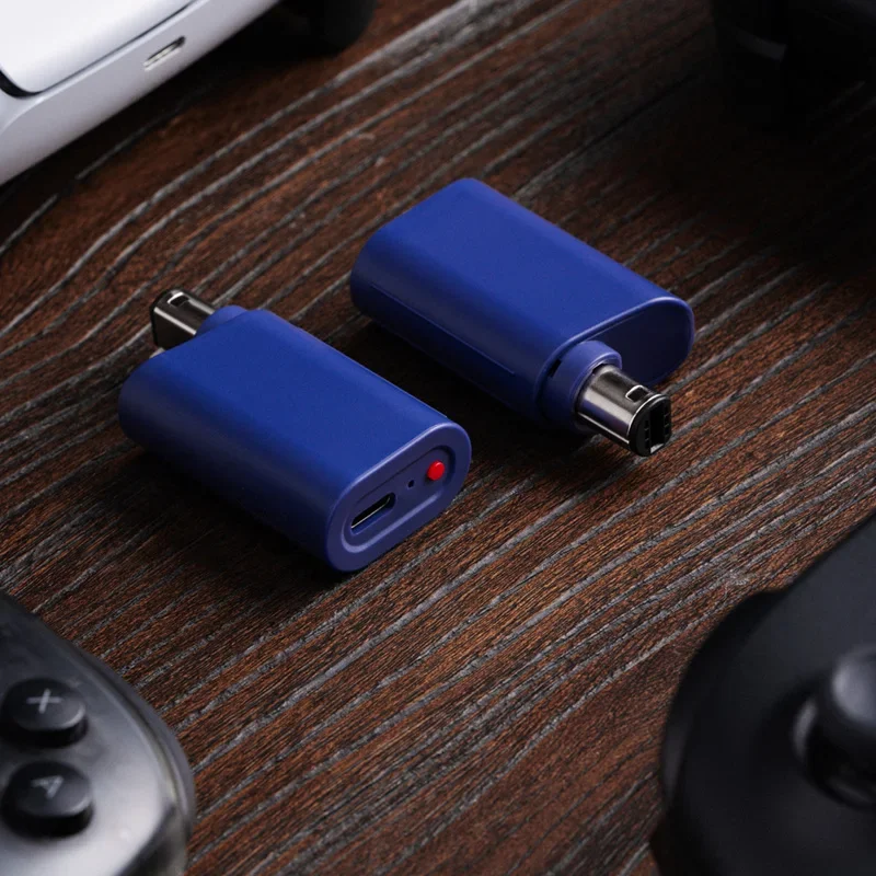 8BitDo Bluetooth Retro Receiver Adapter Dongle for Nintendo GameCube, Windows, Compatible Xbox Series/Switch Pro/PS5 Controllers