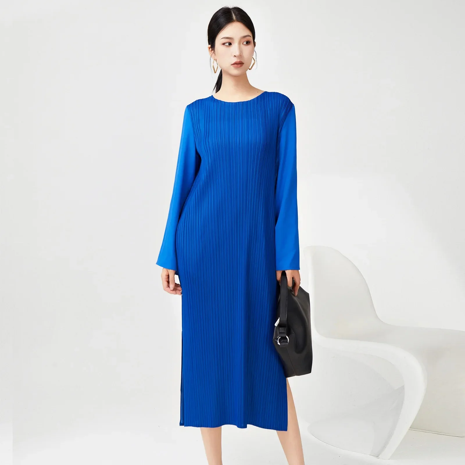 

Женские платья Miyake Pleated Модное эластичное свободное платье с круглым вырезом и расклешенными рукавами