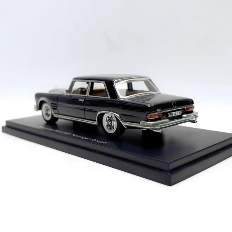 السائبة Schuco 1:43 مقياس 600 بولمان الراتنج نموذج سيارة جمع تذكارية عرض الحلي هدية السيارة