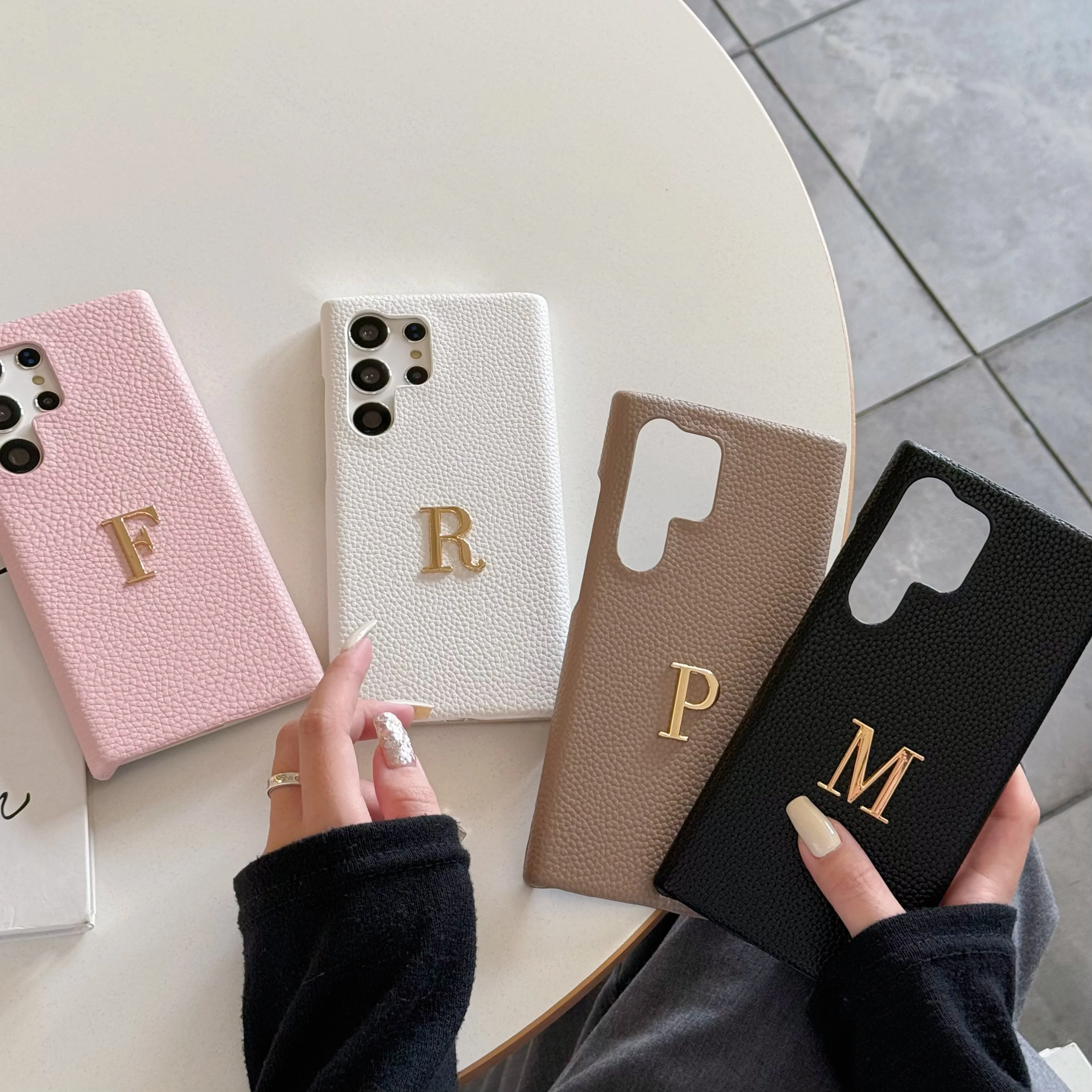 

Custom Name Letter Initial Personalized Leather Samsung Phone Case for Cover for S25 24 S23 S22U S20 Plus