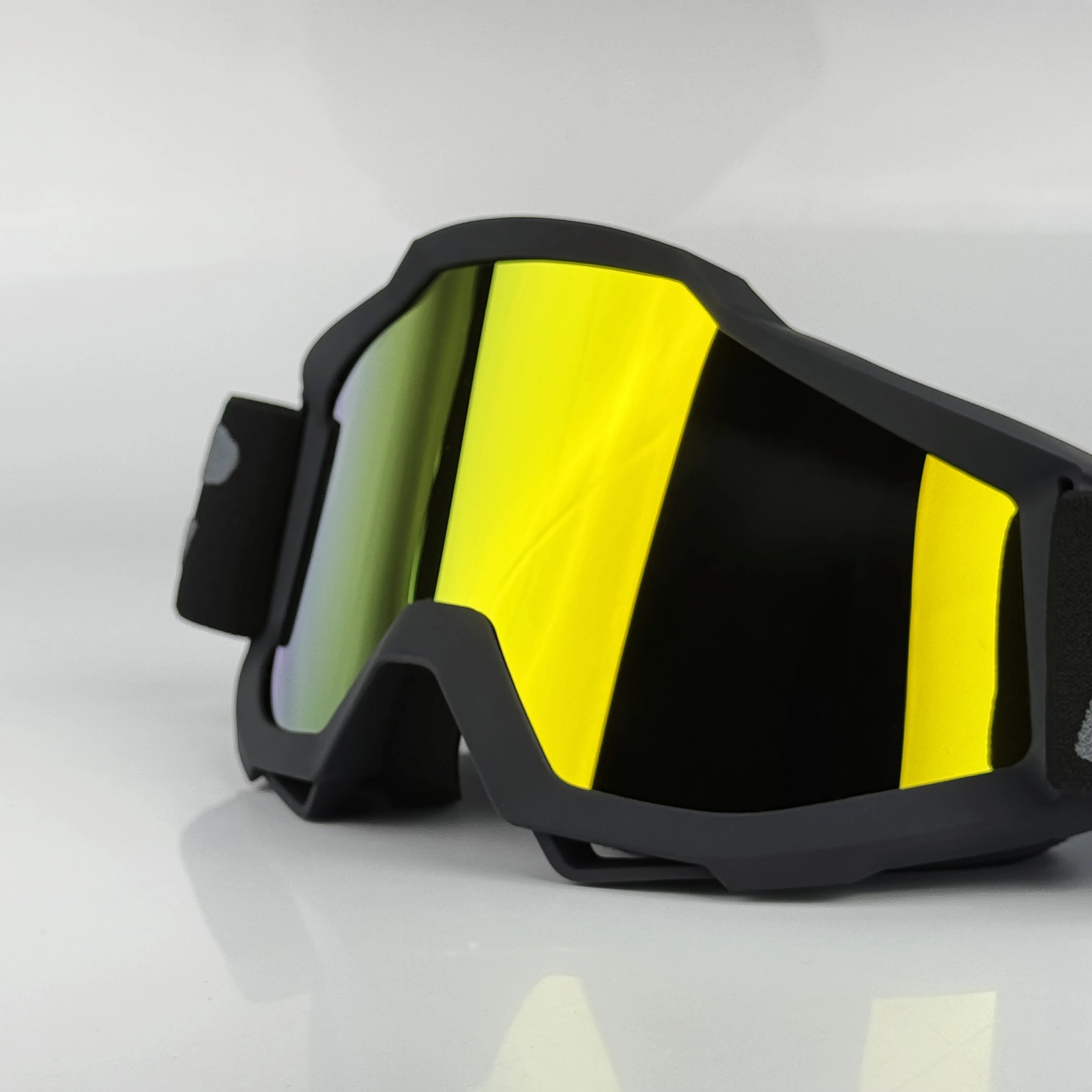 100 يندبروف الترابية دراجة نارية نظارات في الهواء الطلق الغبار موتوكروس الحرب لعبة الصيد الدراجات نظارات التركيب عدسة ملونة