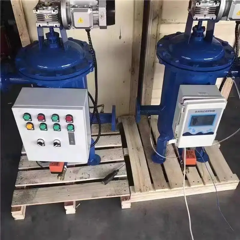 

Customizable automatic self-cleaning filter