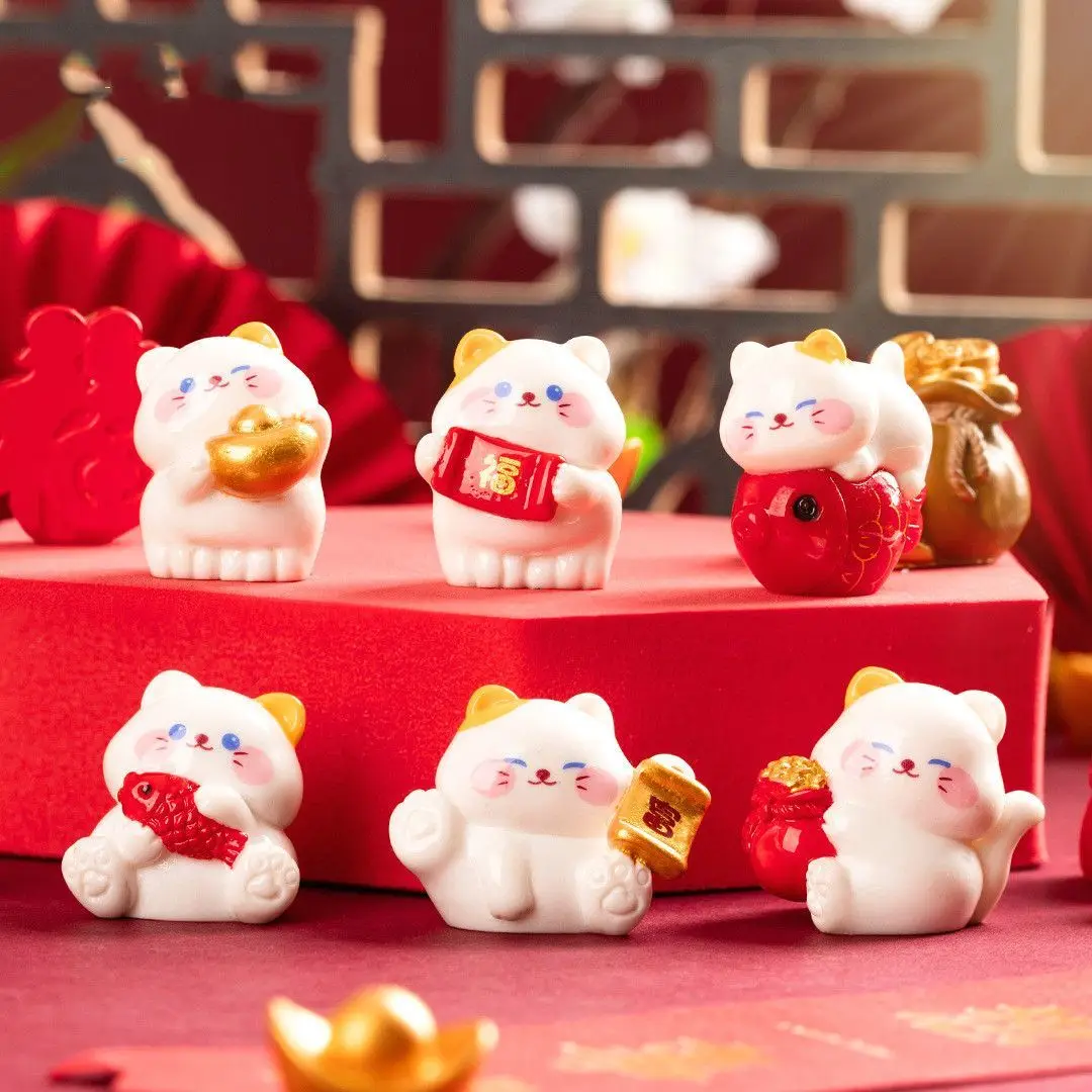 

Cute lucky cat micro landscape ornaments resin crafts car center console ornaments home decoration gifts