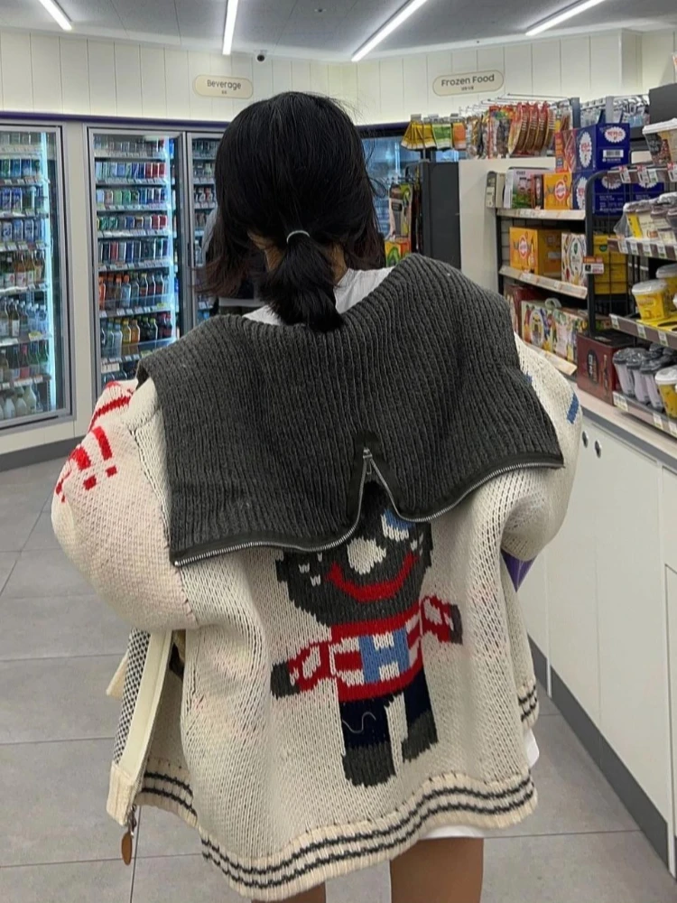 

Korobov Korean Ins Autumn Loose Fashion Peter Pan Collar Long Sleeve Cartoon pockets Jacquard Cardigan