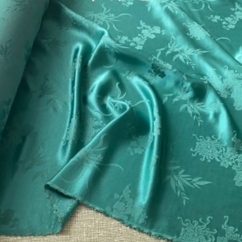 

High Quality Jacquard Heavy Crepe Real Silk Fabric Cheongsam Hanfu Clothing Cloth