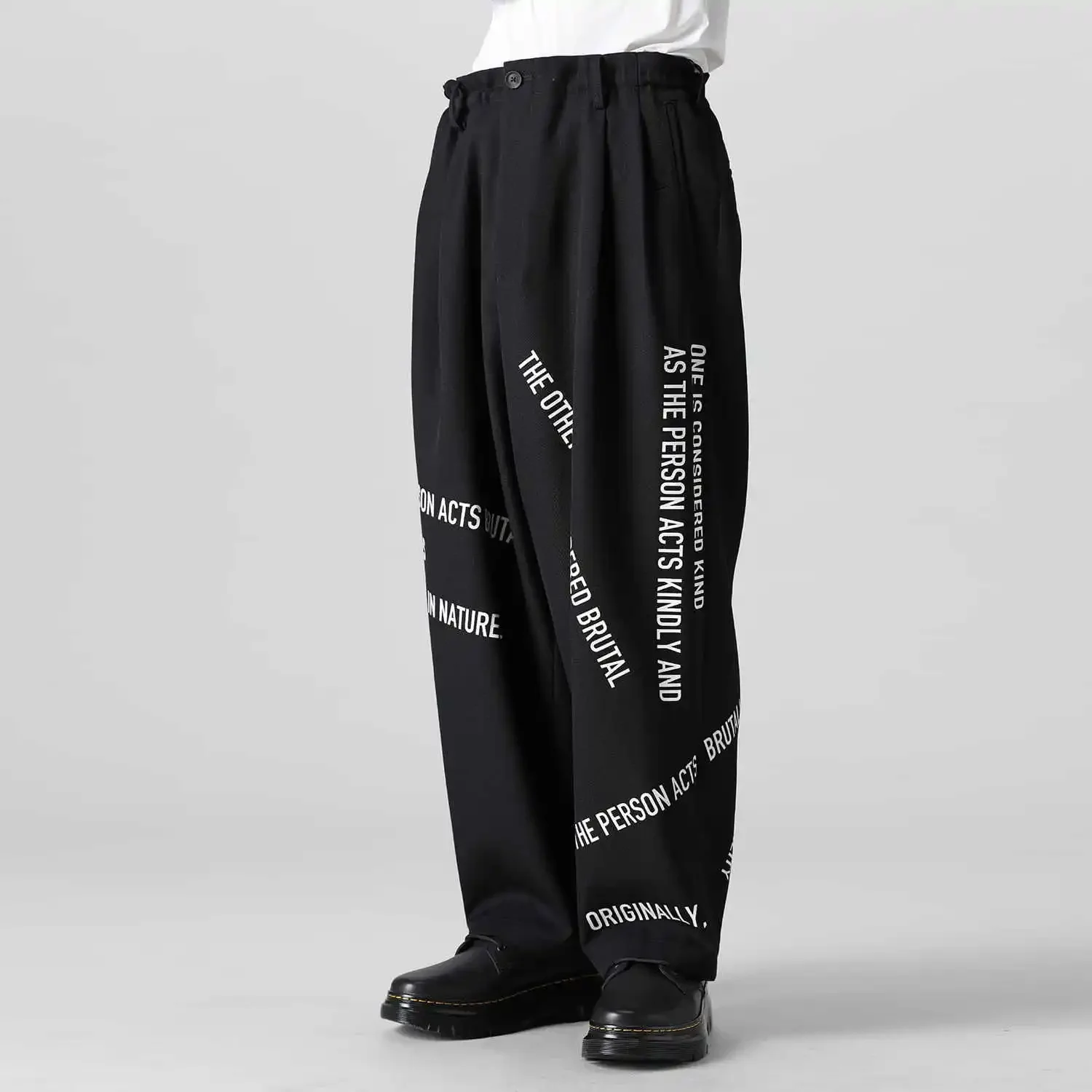 YOJI OOAK التصميم الأصلي أسود رسالة شعار مطبوعة سراويل تقليدية فضفاضة مستقيمة أنبوب تصميم تحسس السراويل الرجال #2