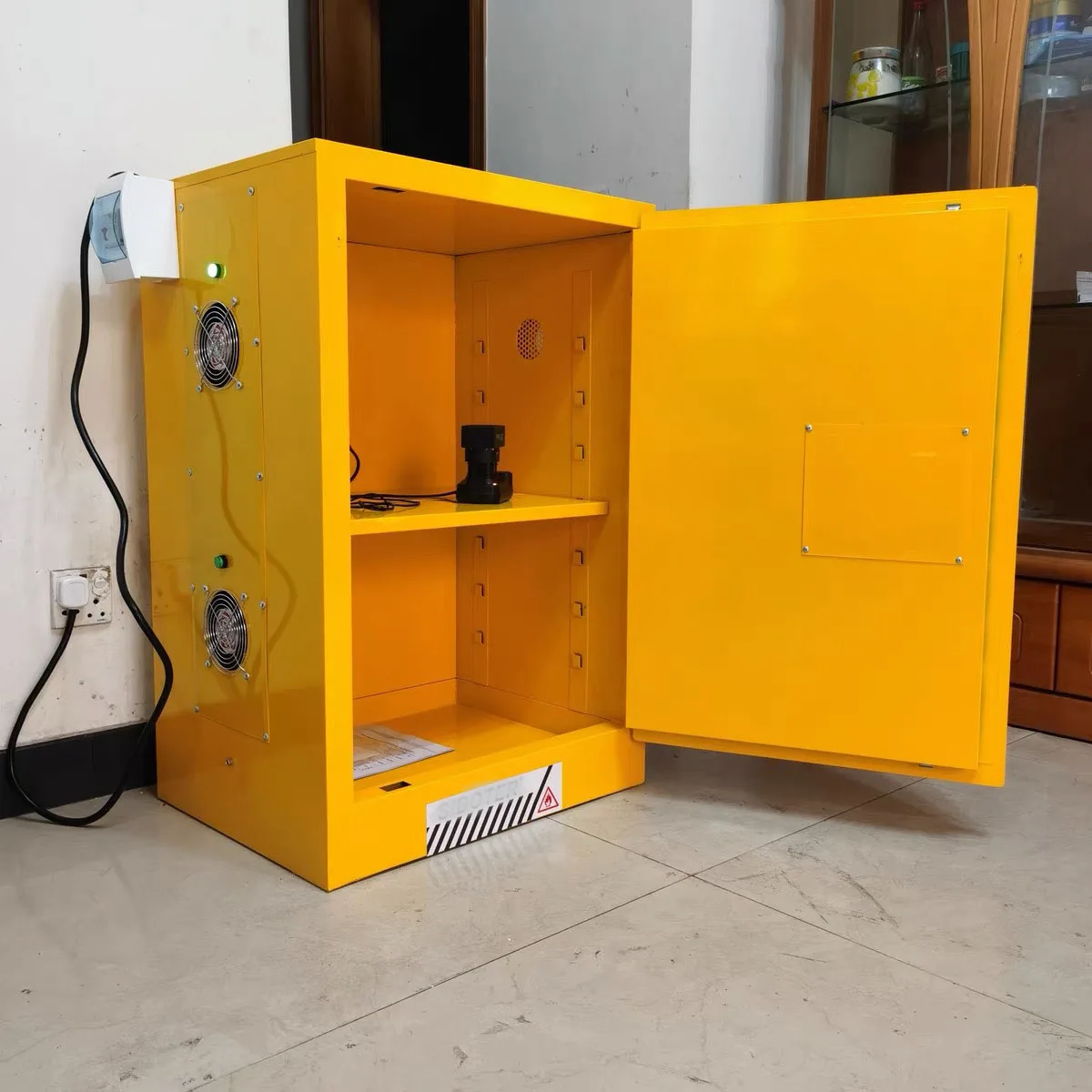 8-Device Lithium Battery Fireproof Cabinet Double Wall Charging Box for Ebike EV Battery