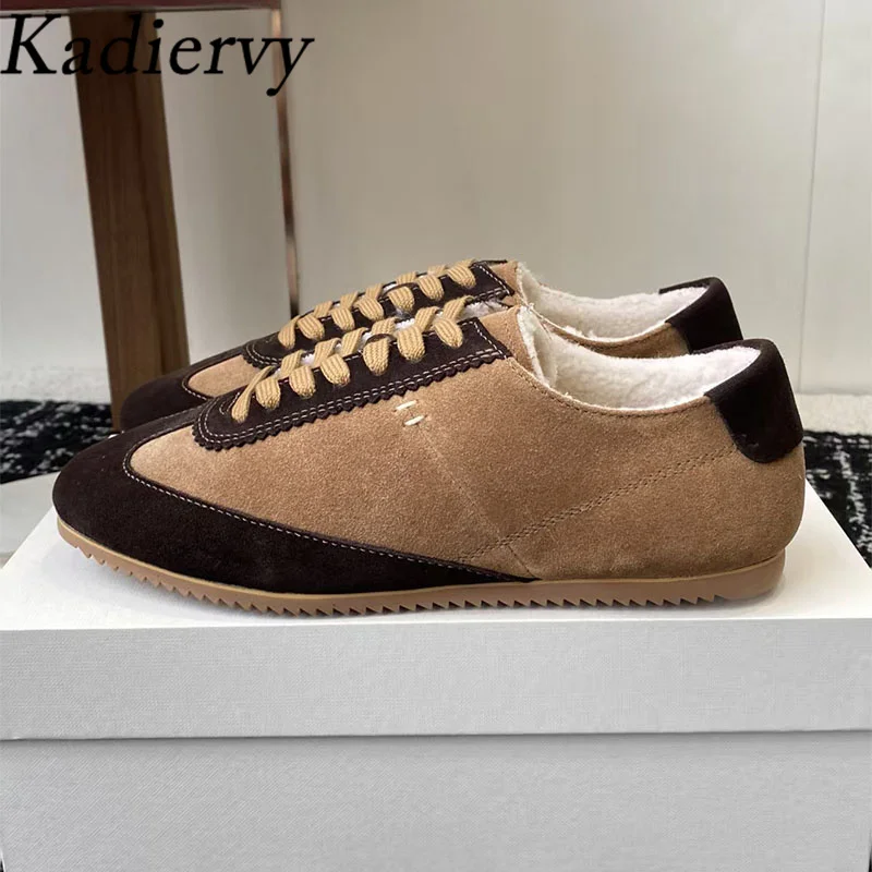 

Зимние кроссовки для женщин с круглым носком на шнуровке, уличная обувь для бега, коровья замша, разноцветная шерсть, теплая повседневная спортивная обувь на плоской подошве, женская