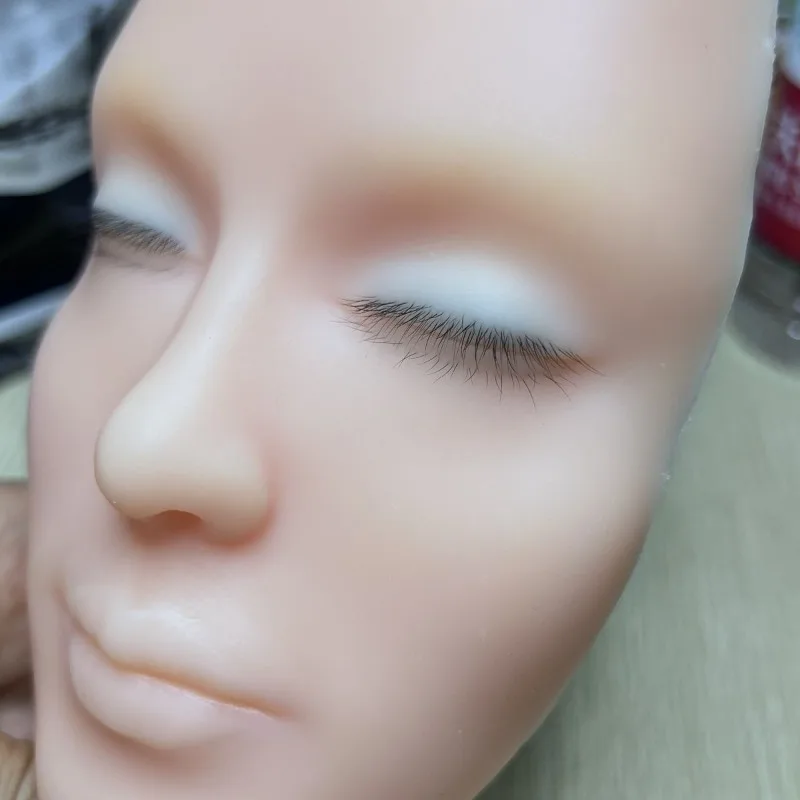 Multi-layer simulated eyelash palm size, exquisite and convenient storage