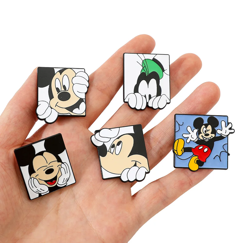 Anime Disney Mickey Mouse Goofy Lapel Pins Badges on Backpack Enamel Pin Brooches for Women Jewelry Clothes Accessories