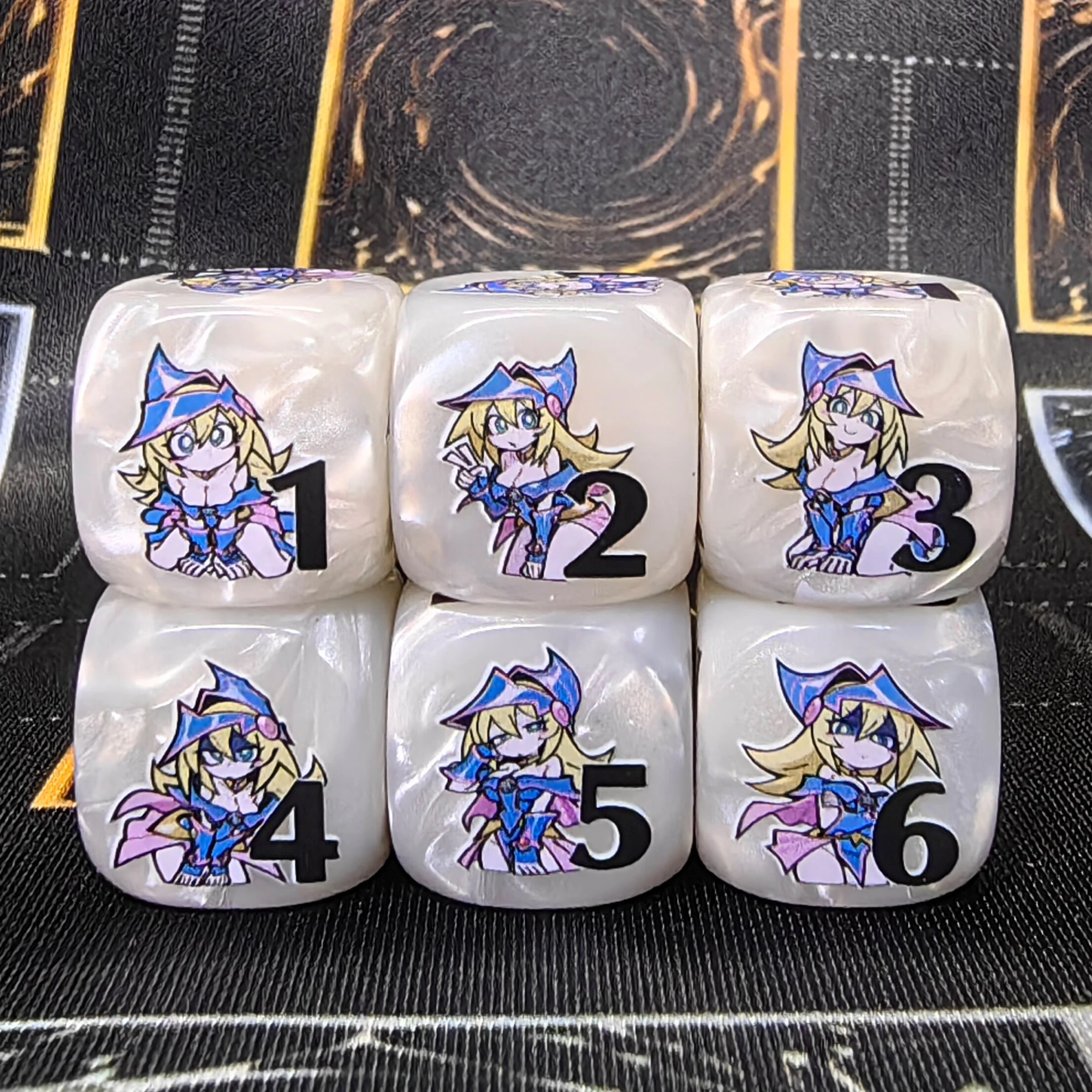 16 mm DIY Yu-Gi-Oh! fait maison Dés de jeu de société Black Magician Girl Ygo, accessoires d'animation, dés indicateurs, cartes anime, jouets cadeaux