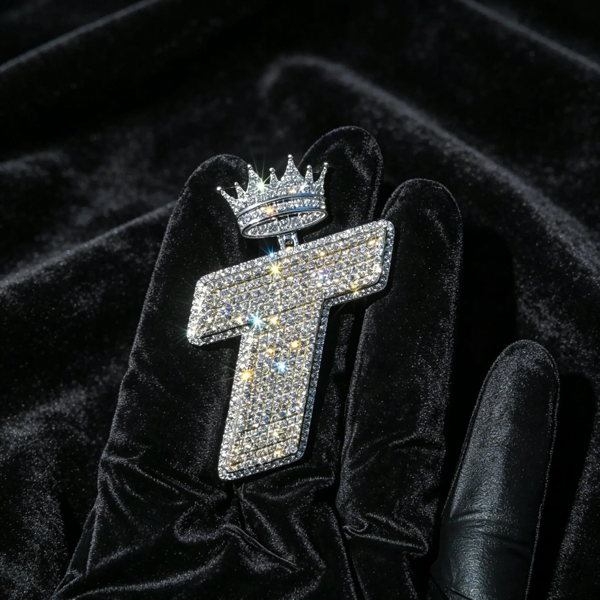 Micro Pave Bling Cross Pendant with Crown – High Quality Zircon Crystal Chain for Men Women Religious Style