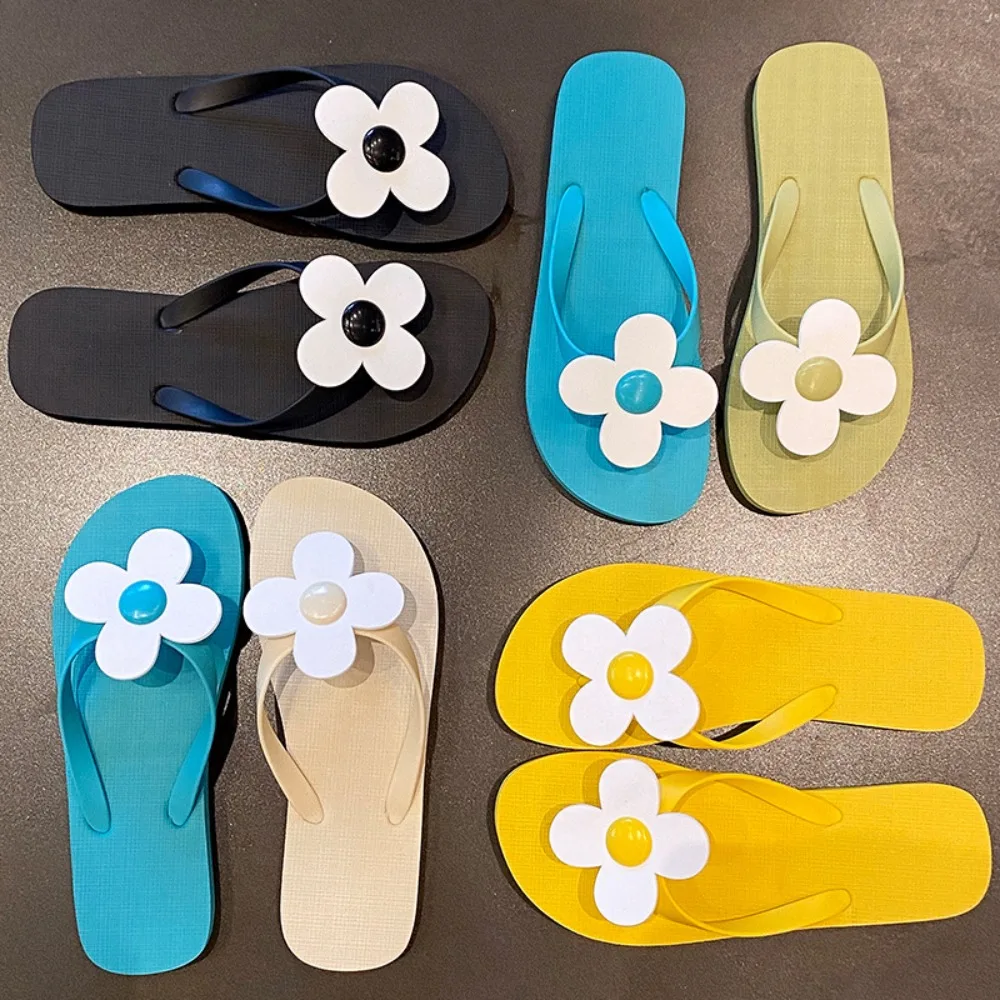 Sunflower Women's Flip-Flops Non-Slip Versatile Casual Flat Sandals Soft Sole Anti-odor Summer Beach Sandals Everyday Outfits