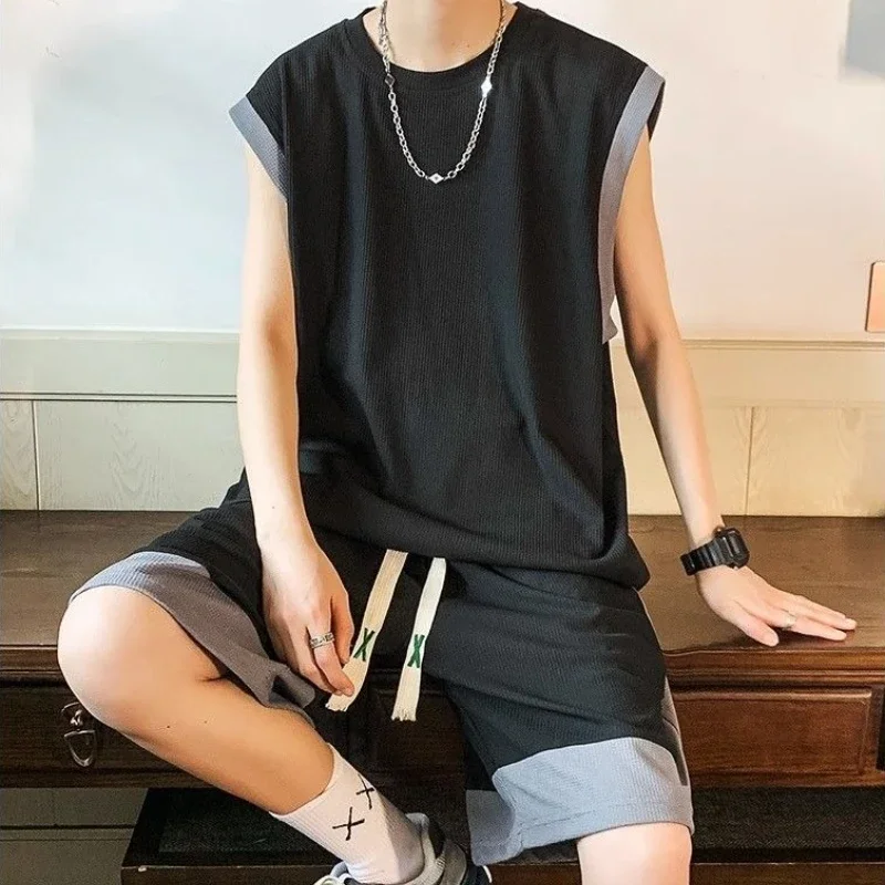 Uniforme de basquete masculino shorts conjunto ternos esportivos roupas 2025 tendência estética essencial roupas baratas masculino t camisa conjuntos curtos