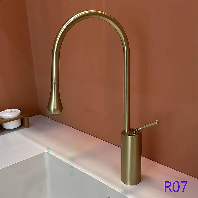 Kitchen Faucet Pull Out Brass Gold Hot Cold Water Swivel Stainless Steel Sink Mixer Tap
