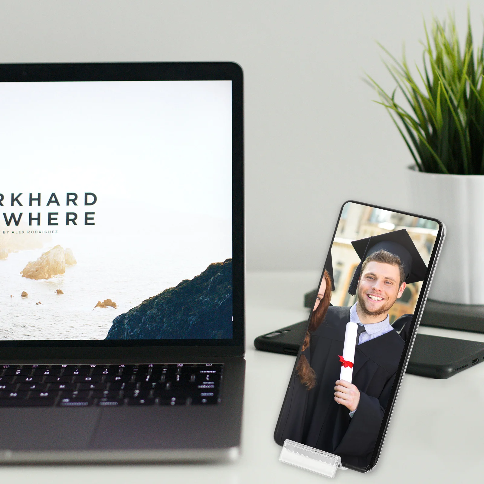 

10Pcs Transparent Acrylic Phone Stand Smooth Edges Multi-Functional Desktop Holder for Home Office Coffee Shop Storage Bracket