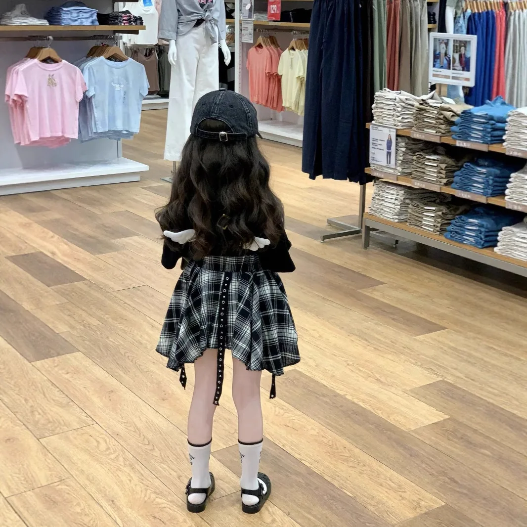 

Korean Girls' Summer Fashionable Three-dimensional Wing Short-sleeved T-shirt Black White Plaid Rivets Irregular Safety Skirt