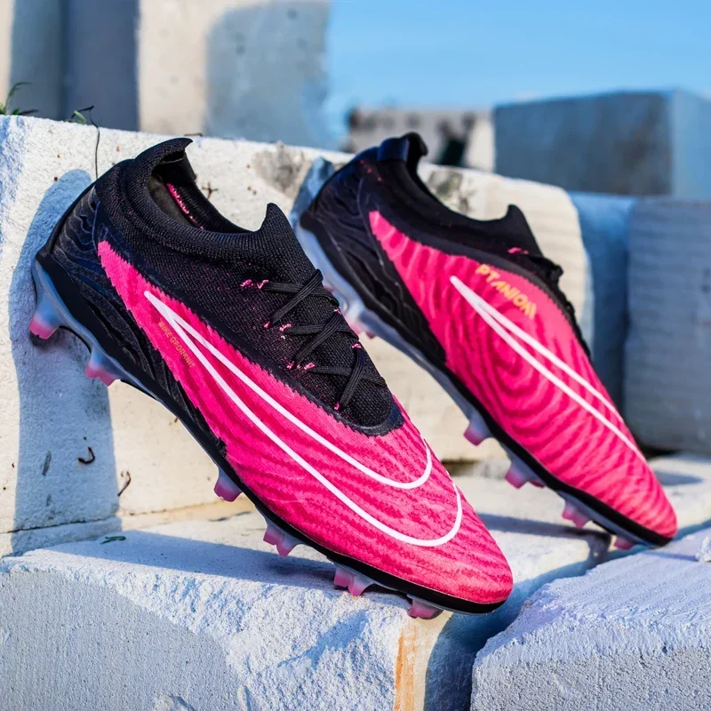 

Summer 2025 Football Shoes Professional Match Shoes for Men And Women Student Children's Long Nail Broken Nail Cross-Border Shoe
