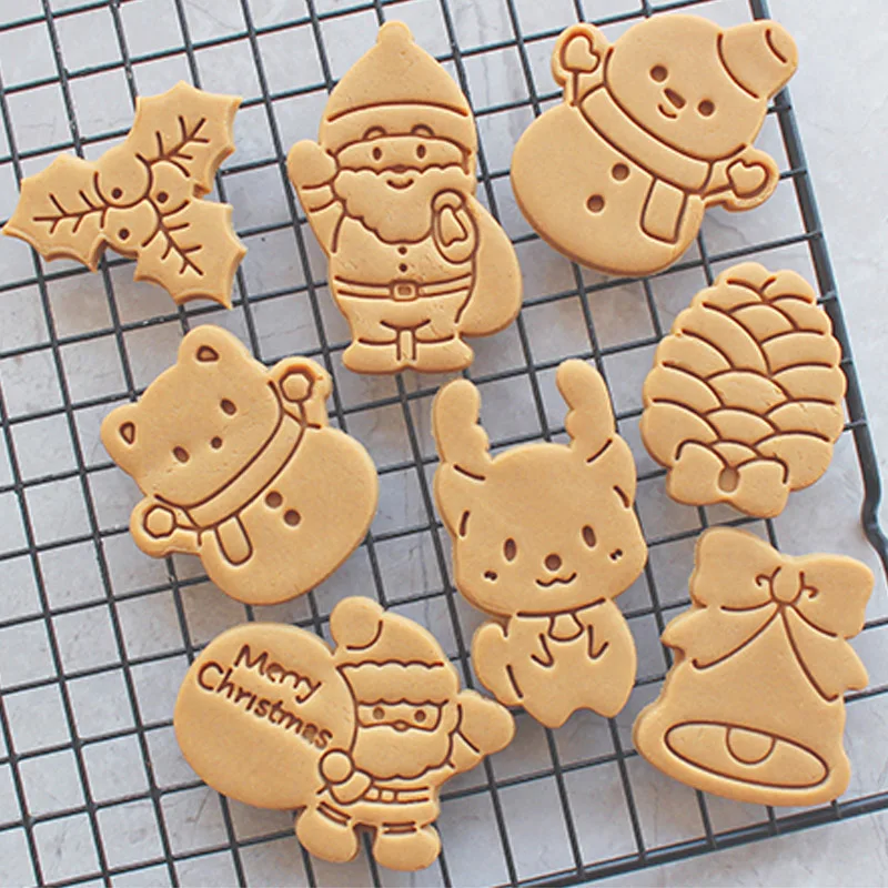 New Christmas Cookie Cutters Biscuit Mold Santa Snowman Tree Elk Cookie Mould Stamp Xmas New Year Party Cake Decor Baking Tools