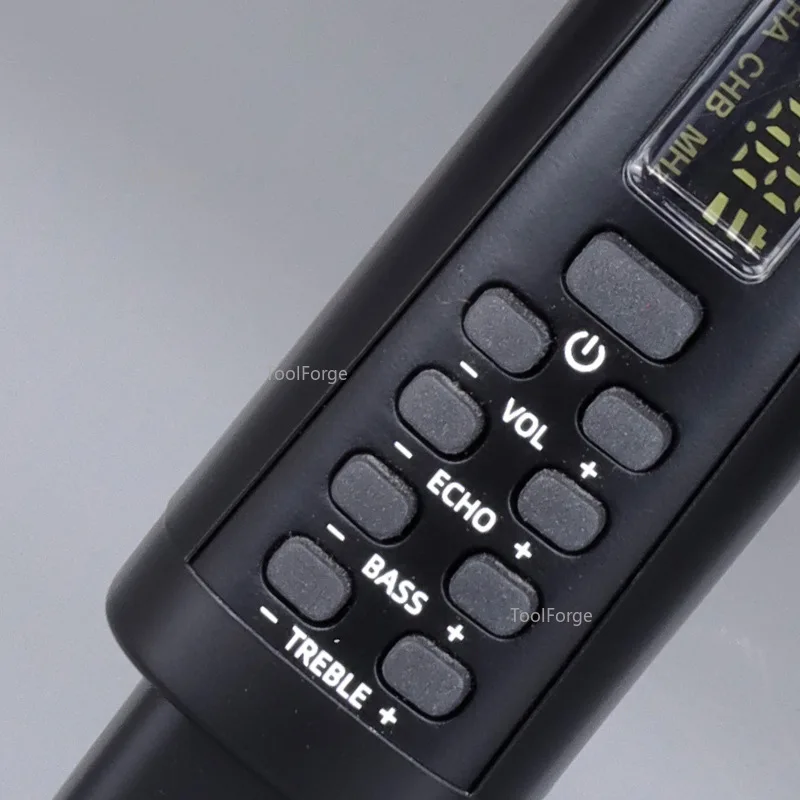 Cross-border 2.4g wireless dynamic microphone charging reverb professional performance k song high bass microphone home