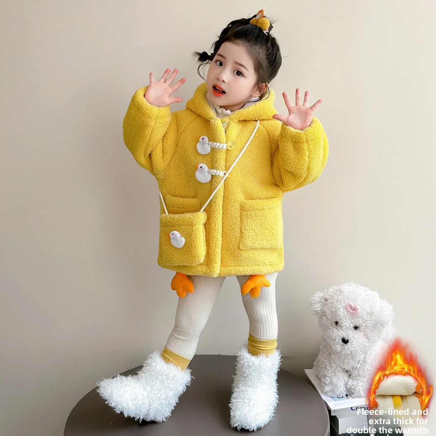 女の子用裏地付きフード付きジャケット 秋冬新作 スタイリッシュな子供服 ファッション性の高いコットンコート ベビーガールズ向け