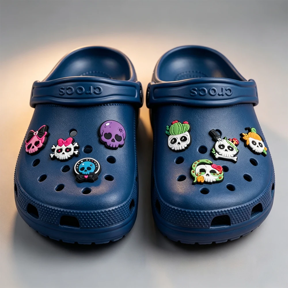 16PCS Cartoon Halloween Skeleton Shoe Charm Ghost PVC Clog Wristband Beach bag Decor Buckle Detachable Waterproof Party Gift