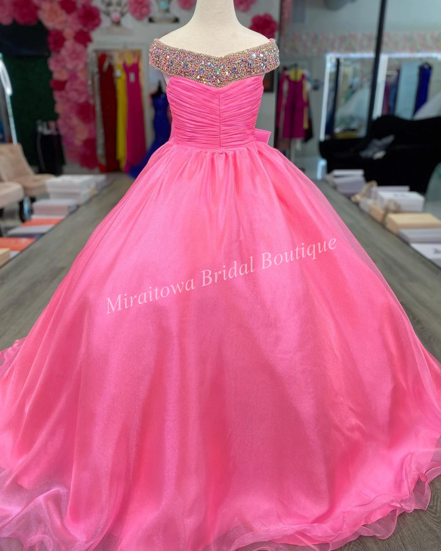 แตงโมสาวประกวดชุด2023 Ballgown Little เด็กวันเกิดพรรคอย่างเป็นทางการชุดเด็กวัยหัดเดินวัยรุ่น Preteen Junior Miss โบว์