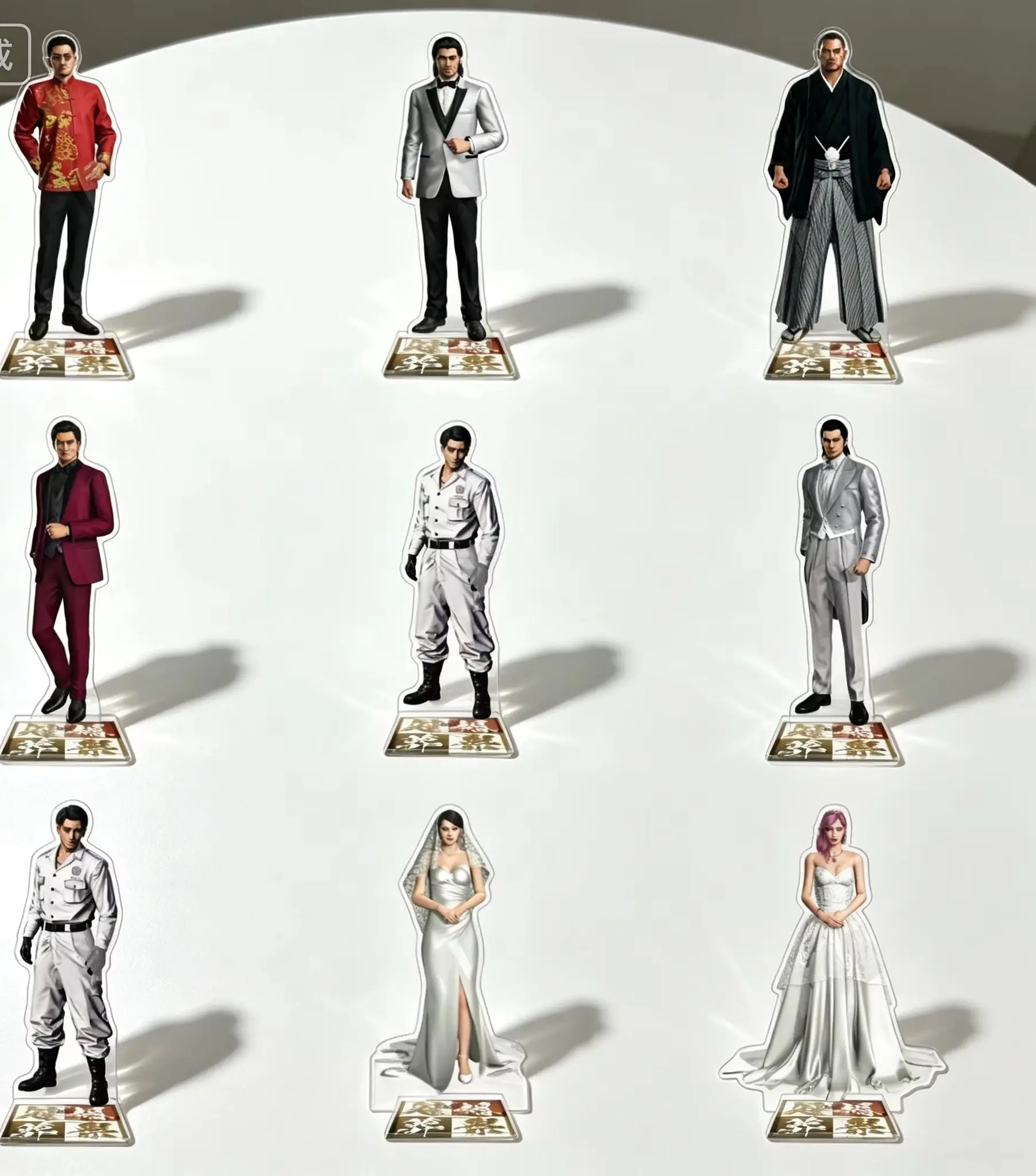 Game Yakuza Like a Dragon Kazuma Kiryu Ichiban Kasuga Acrylic Stand Model Plate Keychains Desktop Ornament