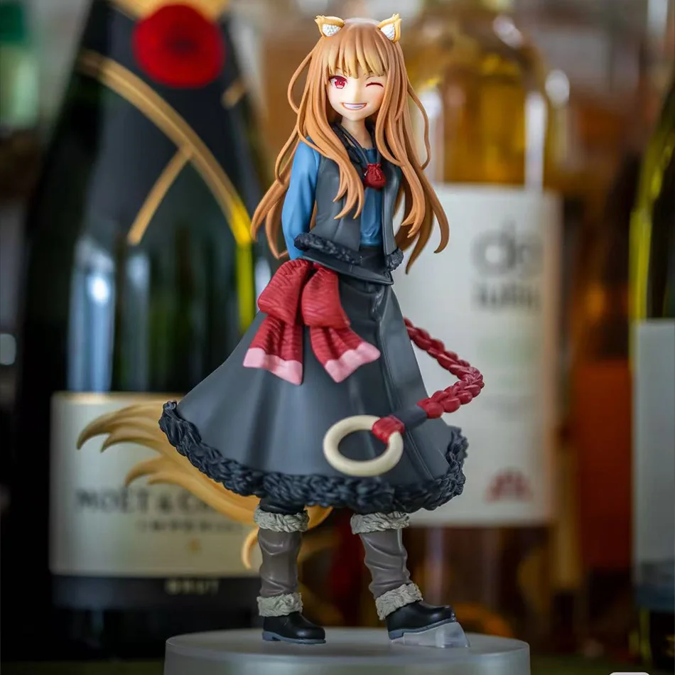 Figura de acción de PVC de 17 cm de Spice and Wolf Horo, modelo coleccionable, adorno de anime, juguete de dibujos animados, regalo.