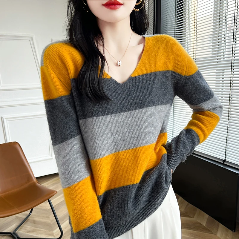 Autumn And Winter Women\'s Warm Sweater 100% Merino Wool Knitted Fashion Shirt With V-Neck Loose Sweater Ladies Pullover Tops