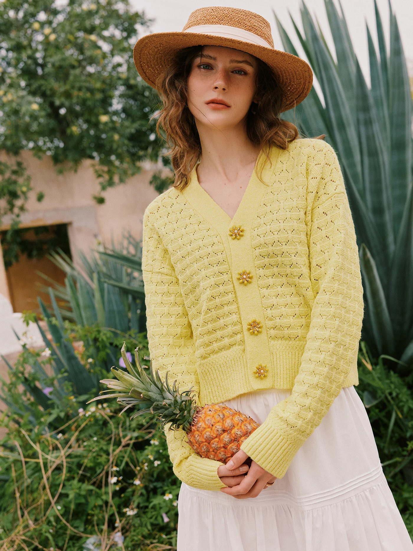 

Japanese Sle Sweet Girl Beautiful Hollow out Knitted V-ne Daisy Button Long Sve Open Cardigan Outerwear Top