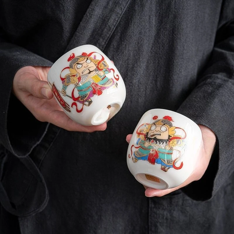 Tasting tea with a cup, tea set, personal household ceramic gift, teacup kung fu