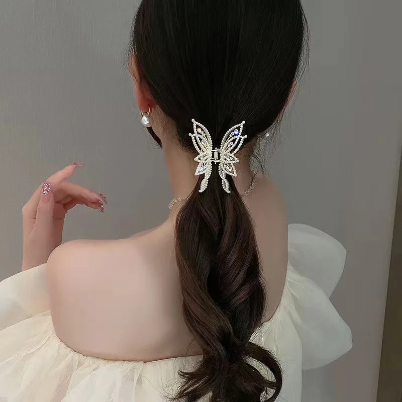 Fashion Metal openwork Hair Claw Butterfly Hair Clips for Women Girl Elegant Ponytail Claw Clip Vintage Hairpin Hair Accessories