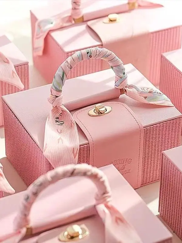 Luxury Leather Gift Box Portable Handheld Nurse's Day Gift Box Bridesmaid Favor Box Elegant Packaging Box for All Occasions