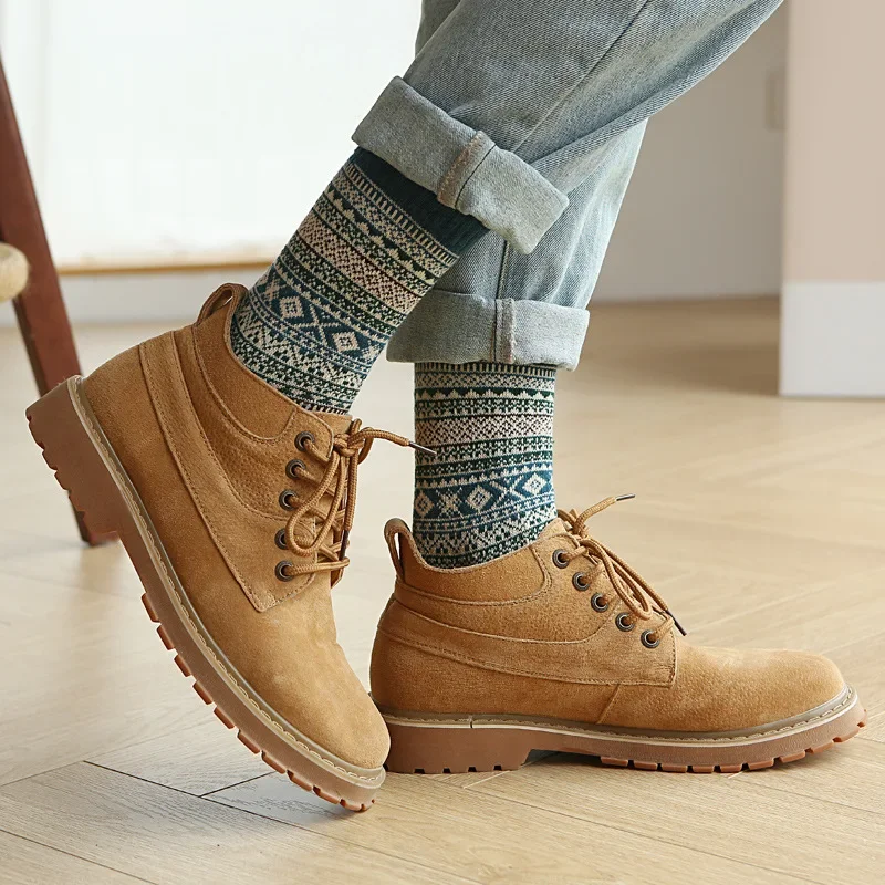 Japanese Retro Man Thickened Warm Socks Autumn Winter Geometric Style Striped Woolen Socks For Men Scandinavian Socks Stocking